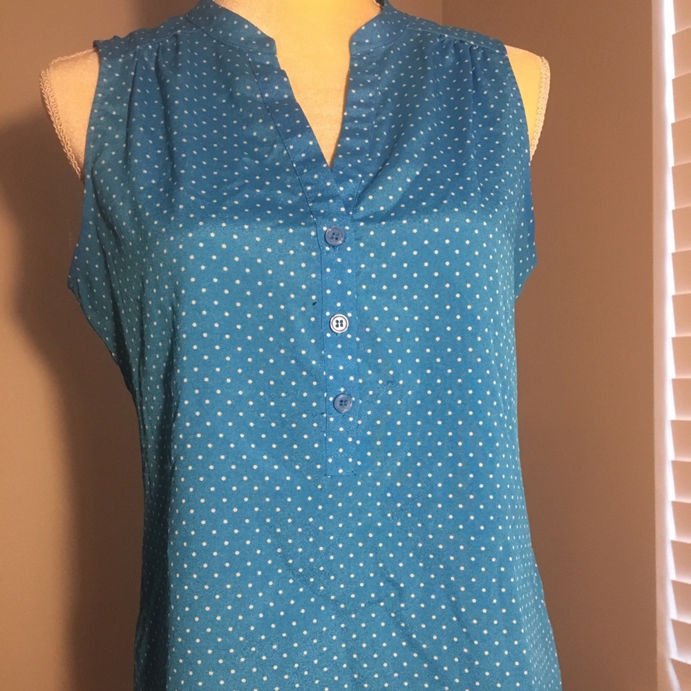 New York & Company blousy tank aqua blue dot S
